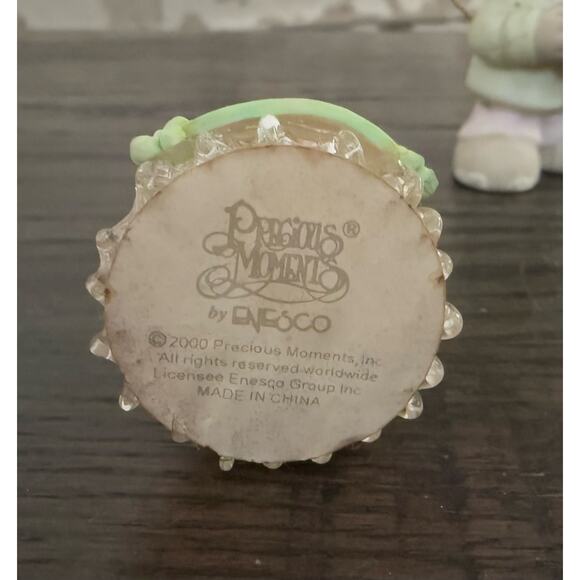 Vintage Precious Moments Figurines – Enesco Collectibles - Lot of 5 - Picture 9 of 9